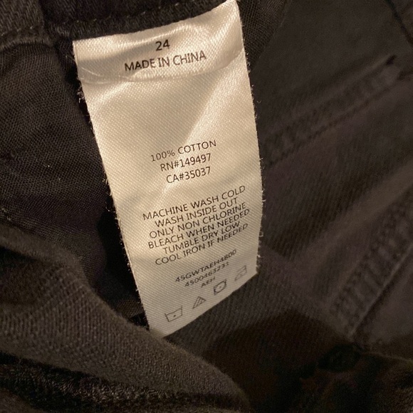 Joe’s Jeans black high waisted belted shorts . Size 24 - Picture 7 of 8